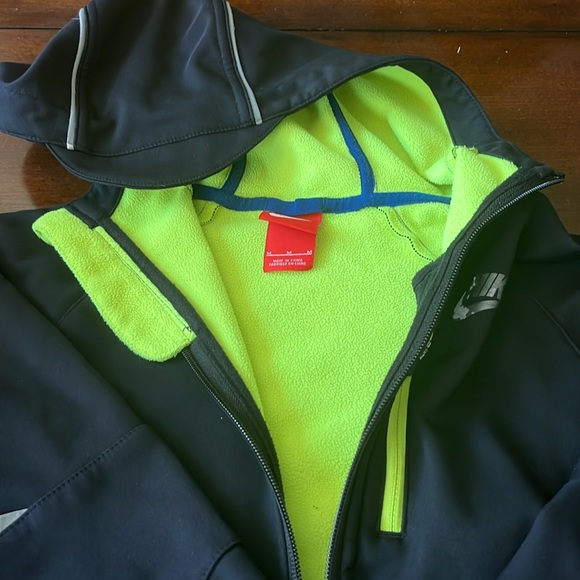 Nike Jacket - Picture 2 of 5